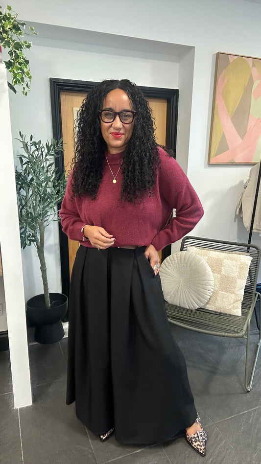 BOWNESS PLEATED WIDE LEG TROUSERS BLACK *NEW