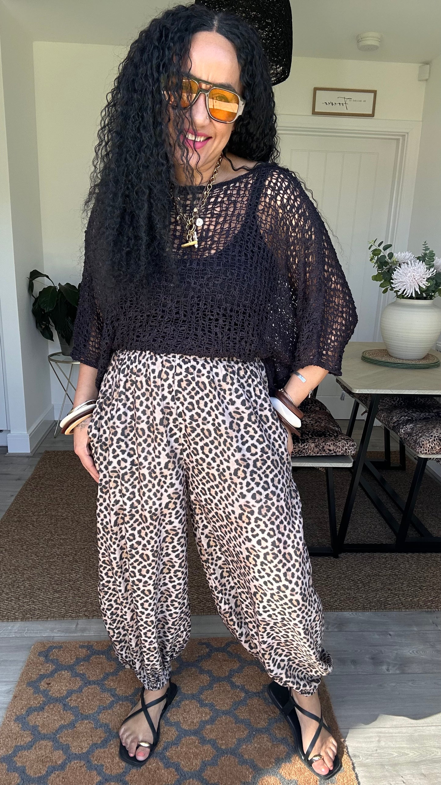 GLYN CROCHET TOP BLACK *New