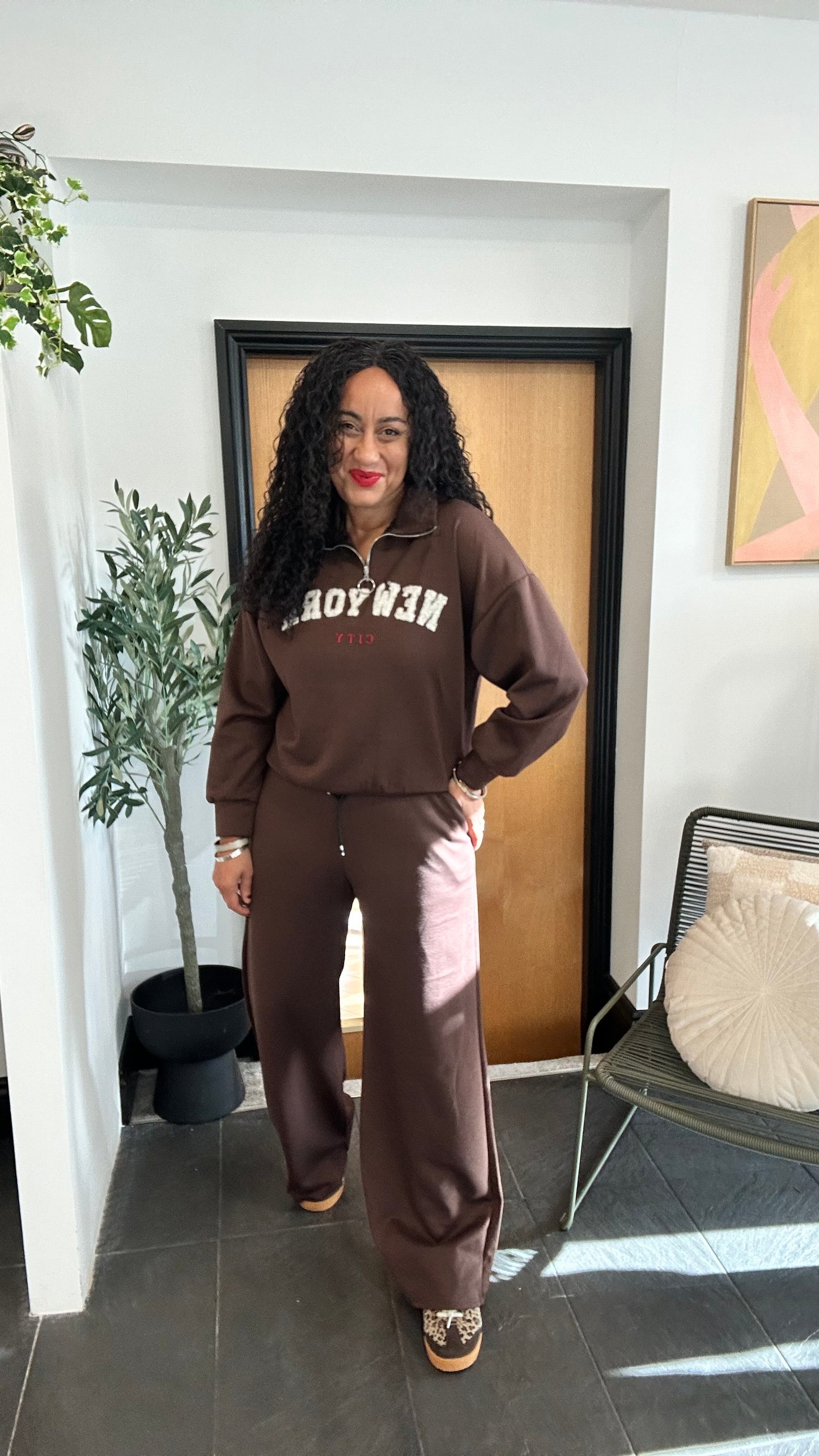 NEW YORK COORD LOUNGEWEAR SET DEEP BROWN *New