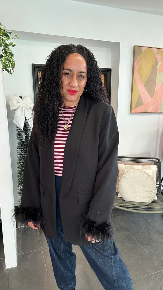 SALE NAZIR OVERSIZED FEATHER CUFFED SLEEVED BLAZER BLACK