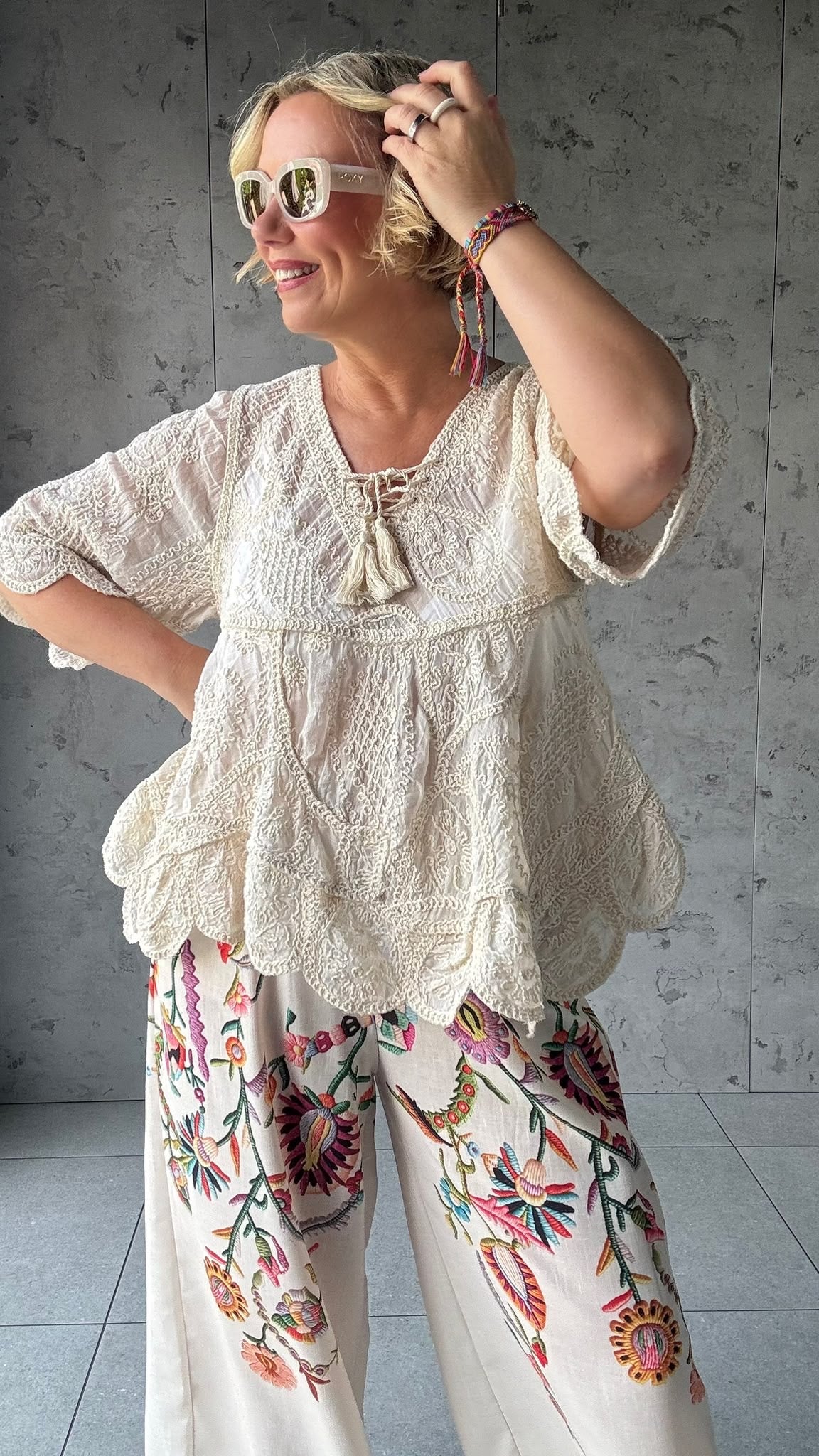 CHEVELLE BOHEMIAN EMBROIDERED TOP IVORY *New