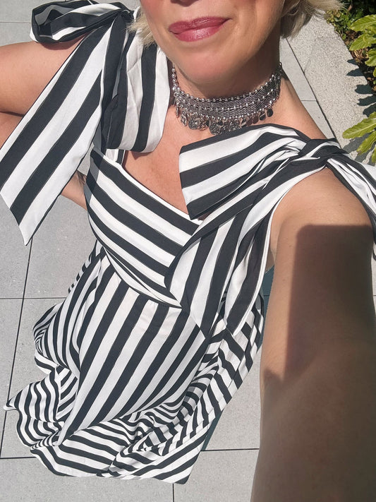 SALE SAMMI BOLD STRIPE MAXI DRESS BLACK & WHITE