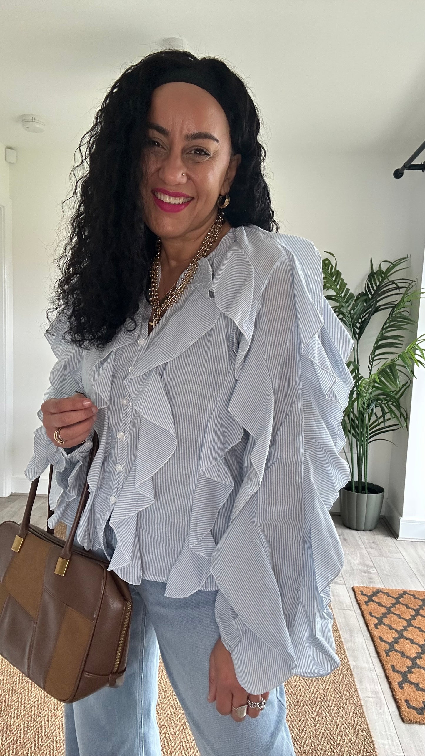 RUFFLED STRIPE STATEMENT BLOUSE BLUE *New