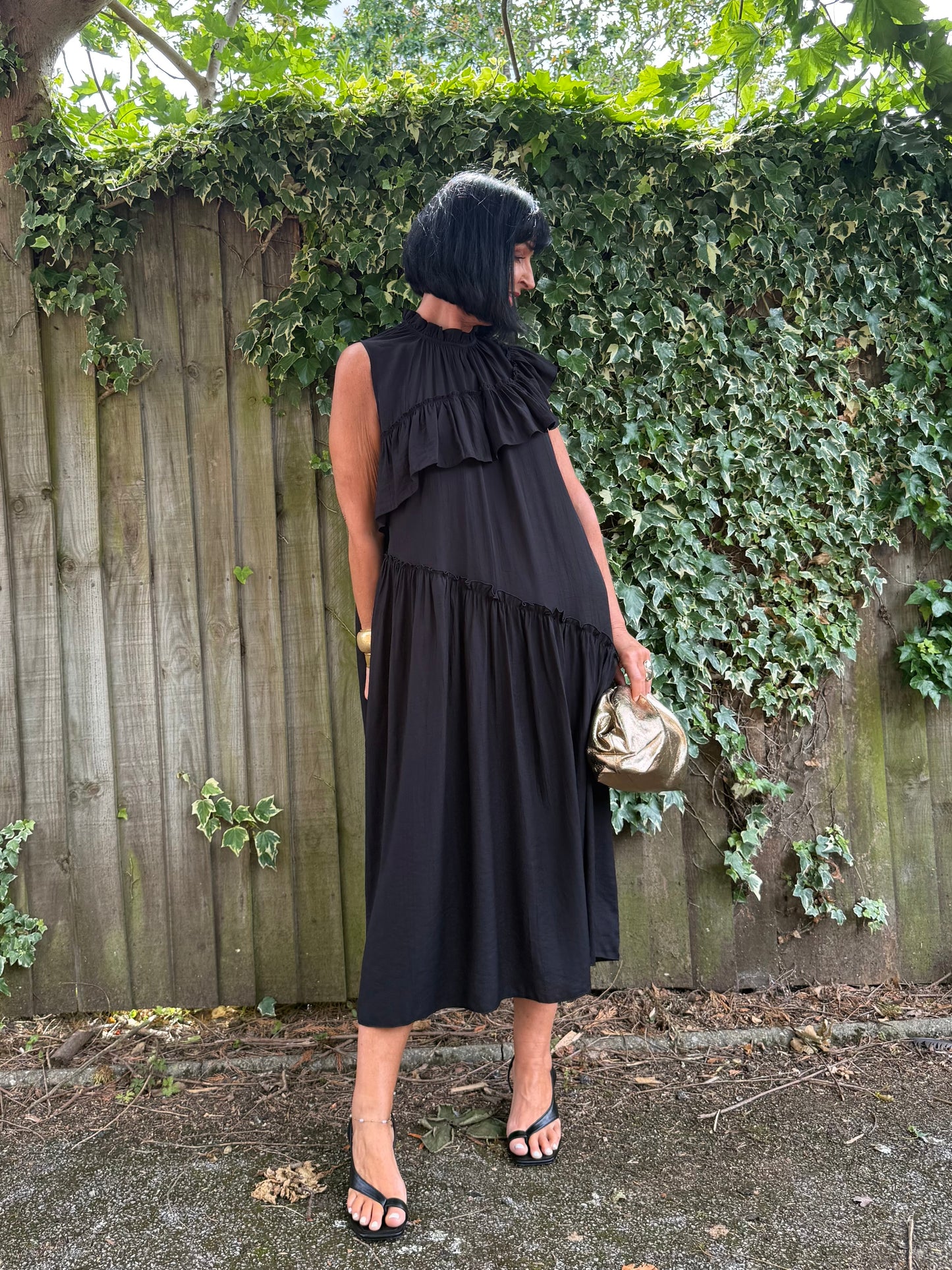 FLOWETRY FRILL MAXI DRESS BLACK *New