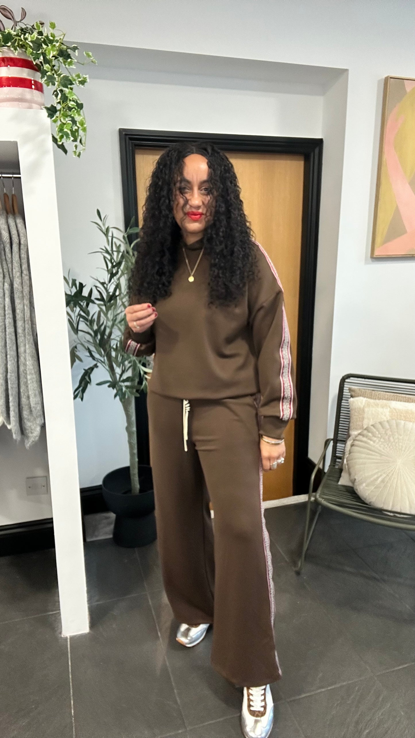 HOLLY HOODED TRACKSUIT SET DEEP BROWN  *New