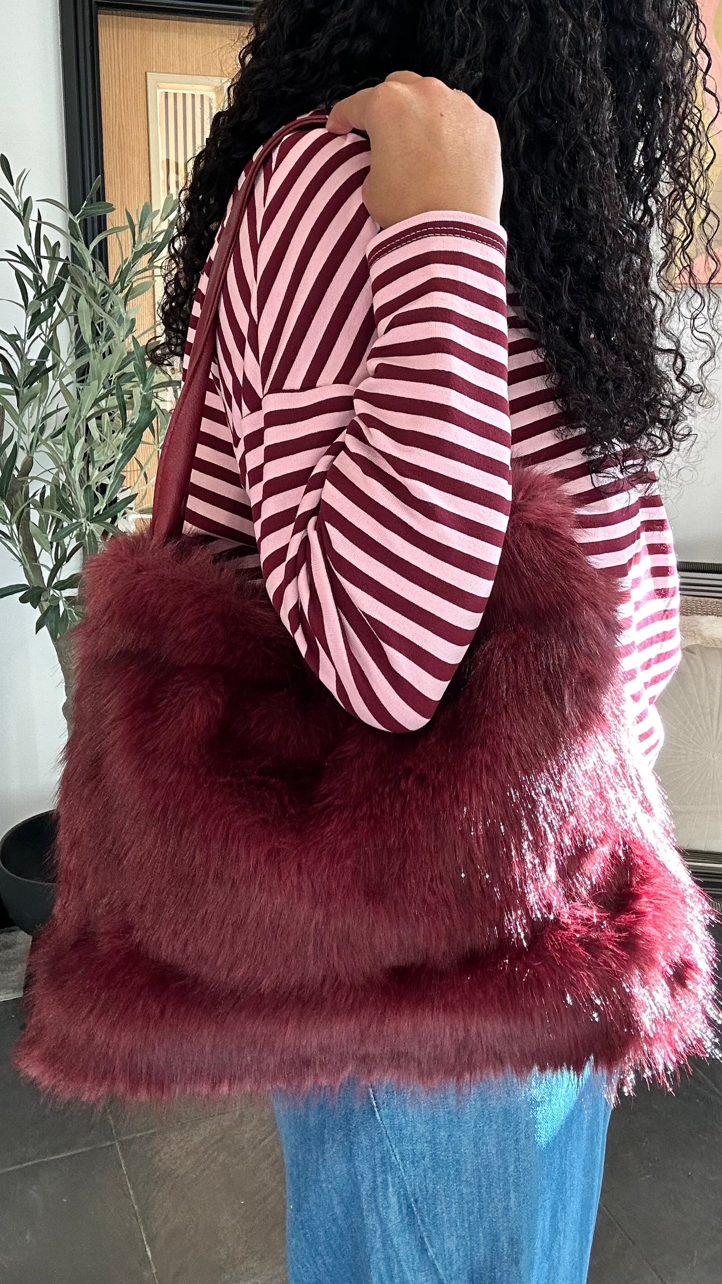 FAUX FURR BAG BURGUNDY WINE RED *New