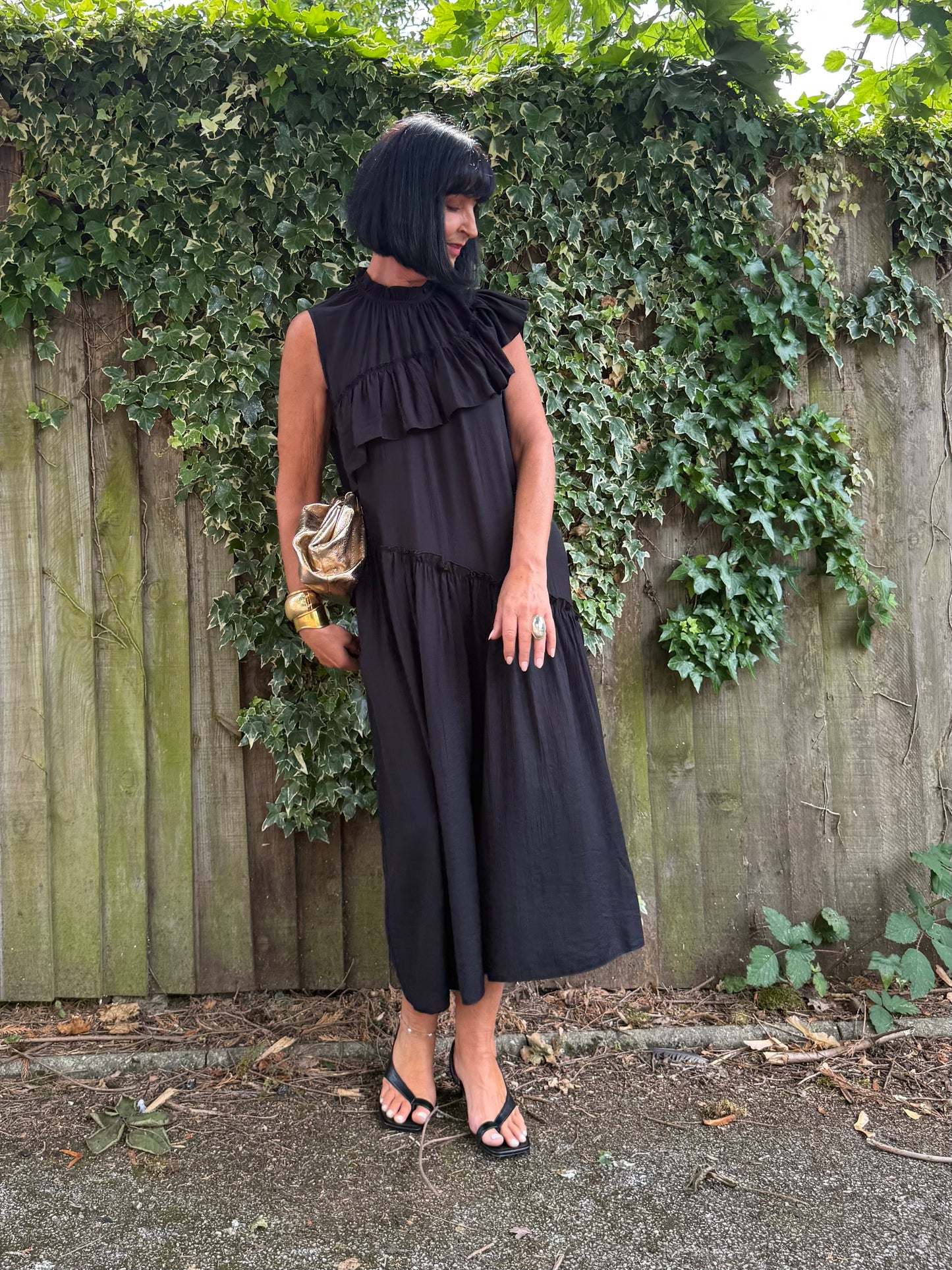 FLOWETRY FRILL MAXI DRESS BLACK *New