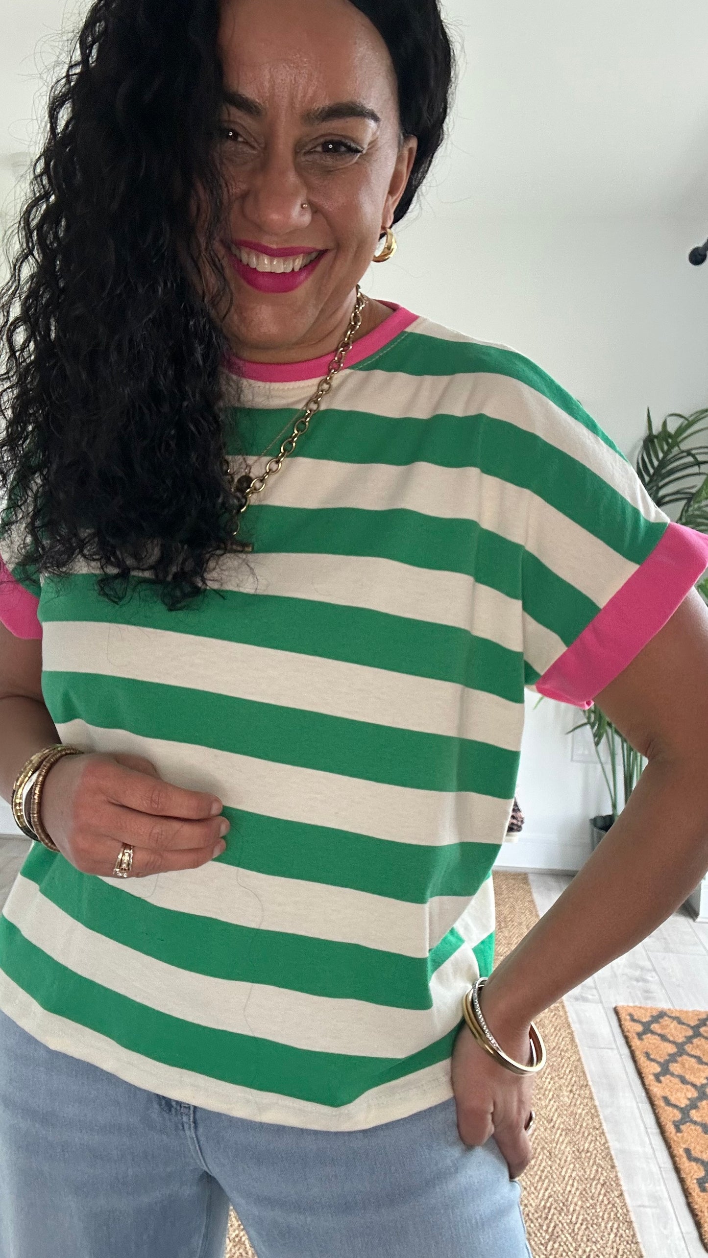 BOLD CONTRAST STRIPE T SHIRT GREEN & PINK *New