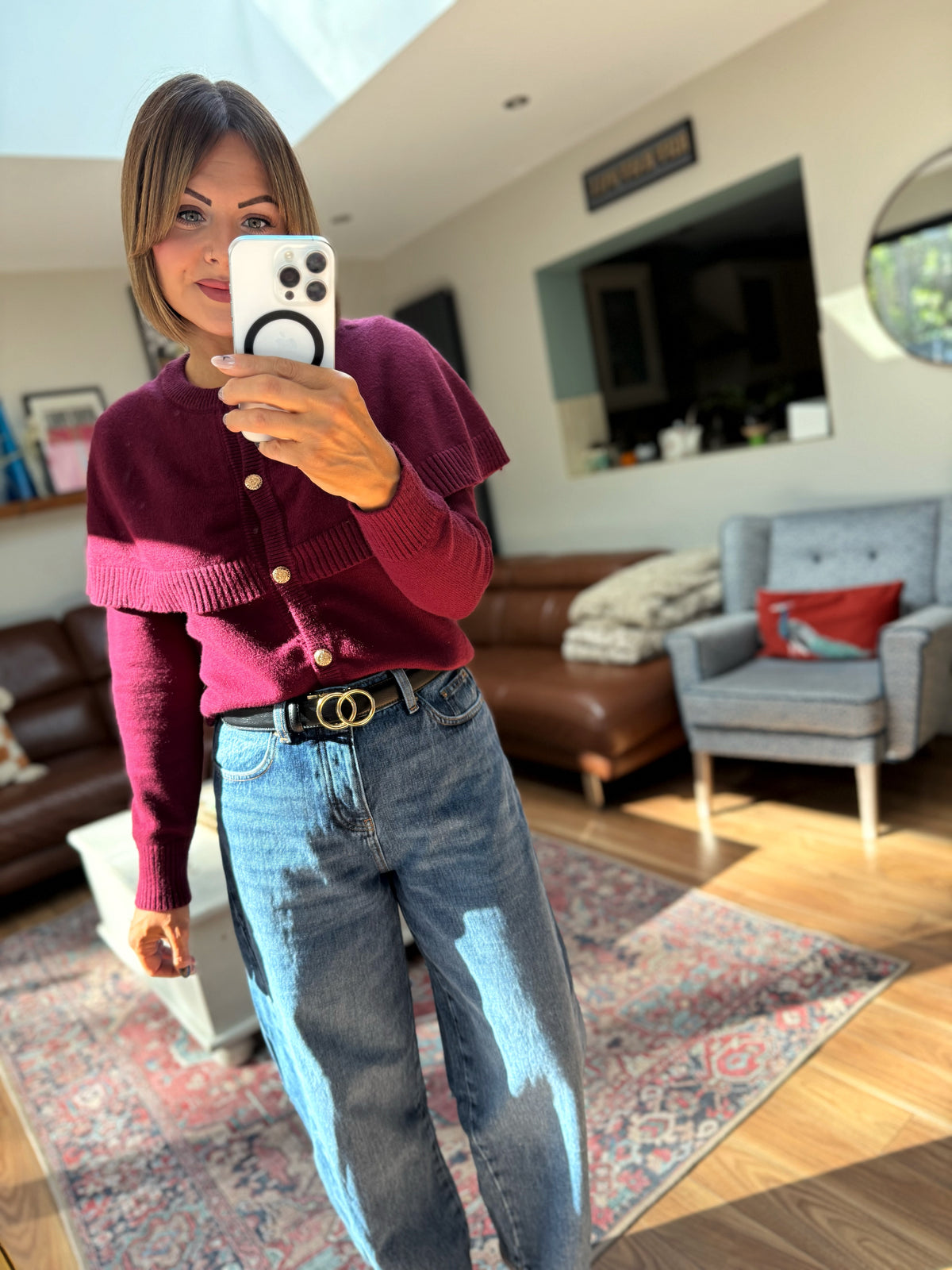 CATHY CAPE KNIT BURGUNDY *New