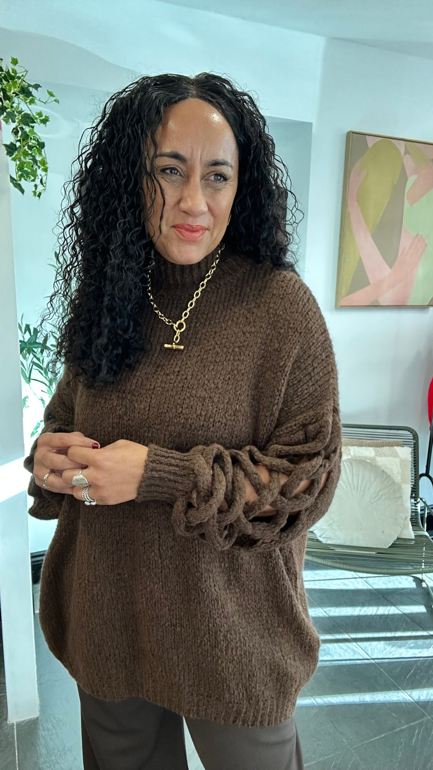 CUT OUT BALLOON SLEEVED OVERSIZED JUMPER WARM BROWN *New