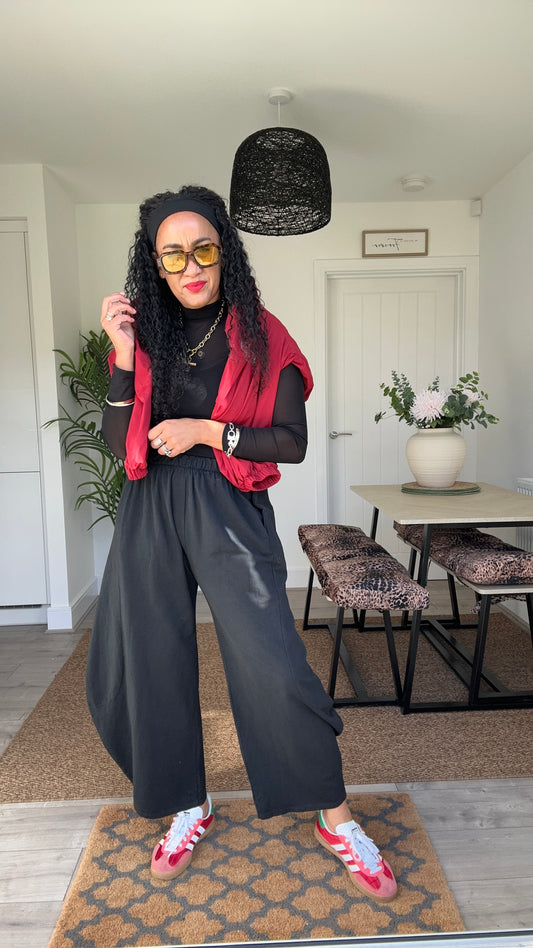 DEBORAH POCKET BARREL LEG TROUSERS BLACK  *New