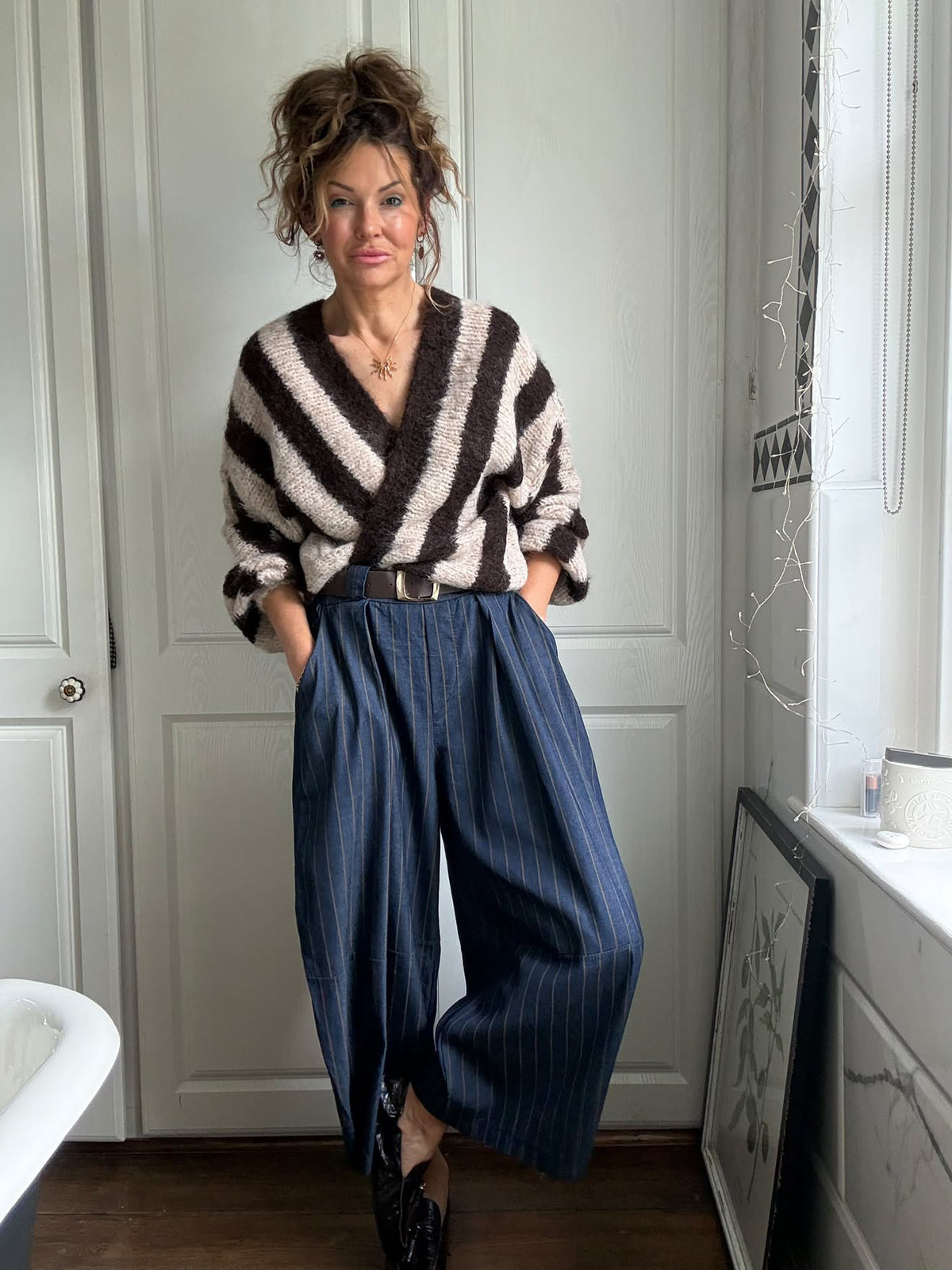 VESA STRIPE CARDIGAN CREAM & BROWN *New