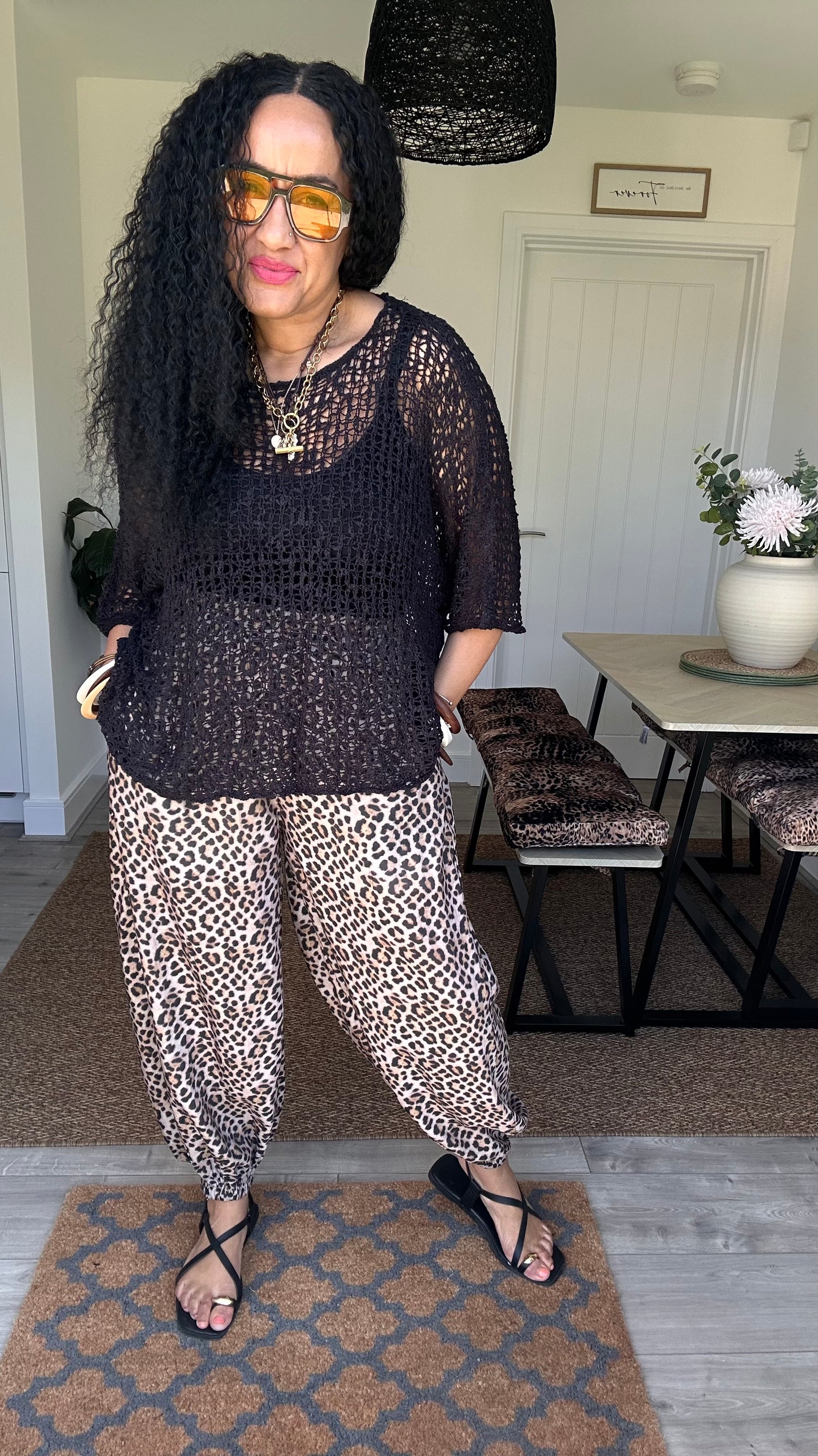GLYN CROCHET TOP BLACK *New