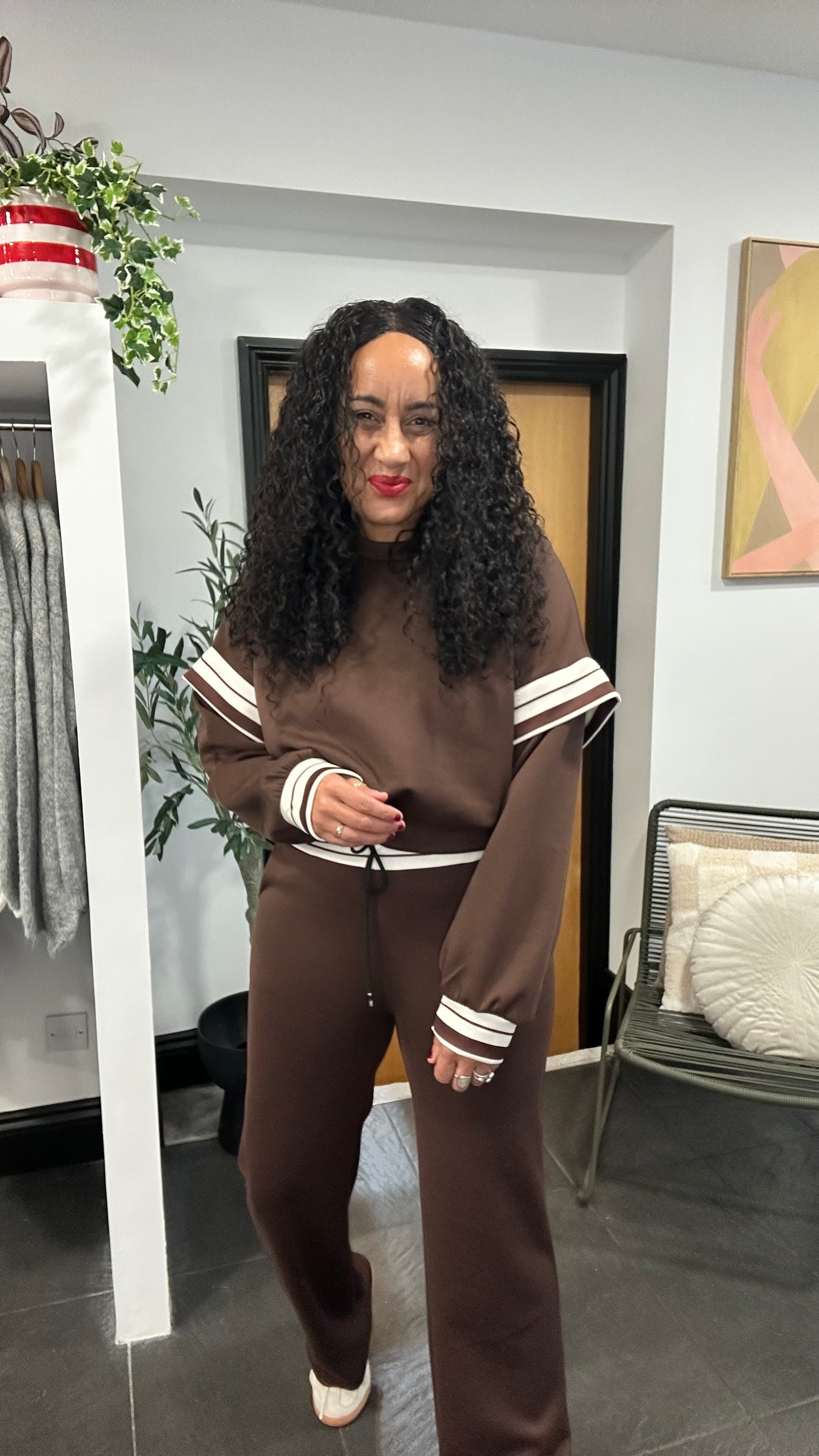 JOANNA STRIPED SLEEVED LOUNGEWEAR SET  DEEP BROWN *New