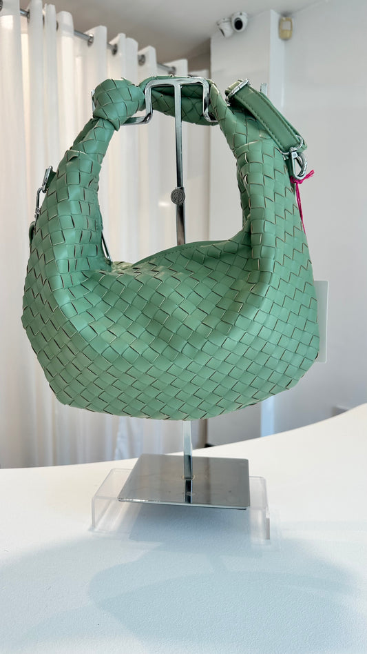 LATTICE HALF MOON CROSS BODY BAG GREEN *New