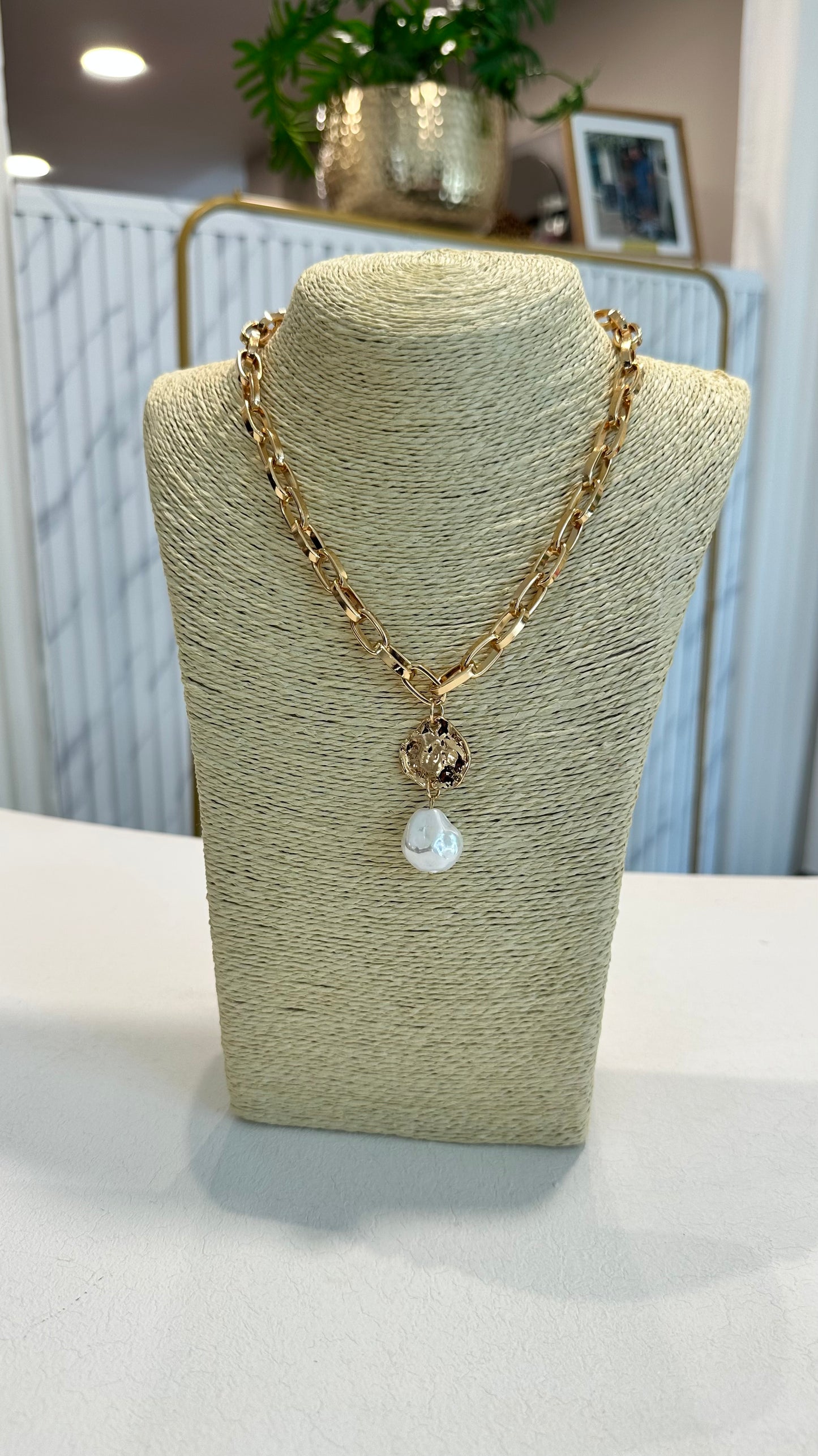 D&X PEARL AND COIN LINK CHAIN GOLD