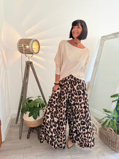 MABLE FRONT CROSS WRAP JUMPER OAT *New