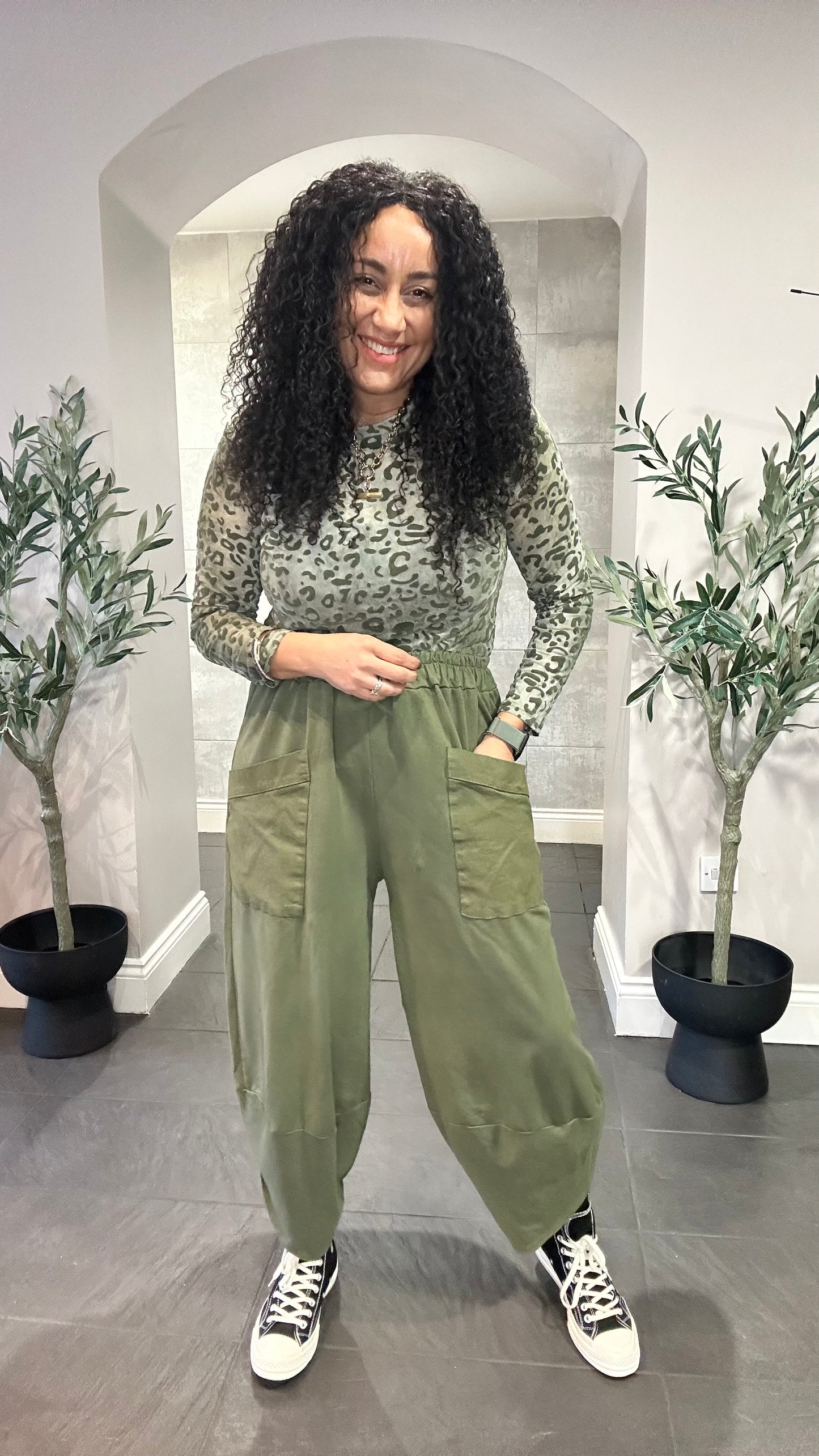 DEBORAH POCKET BALLOON TROUSERS KHAKI *New & Trending