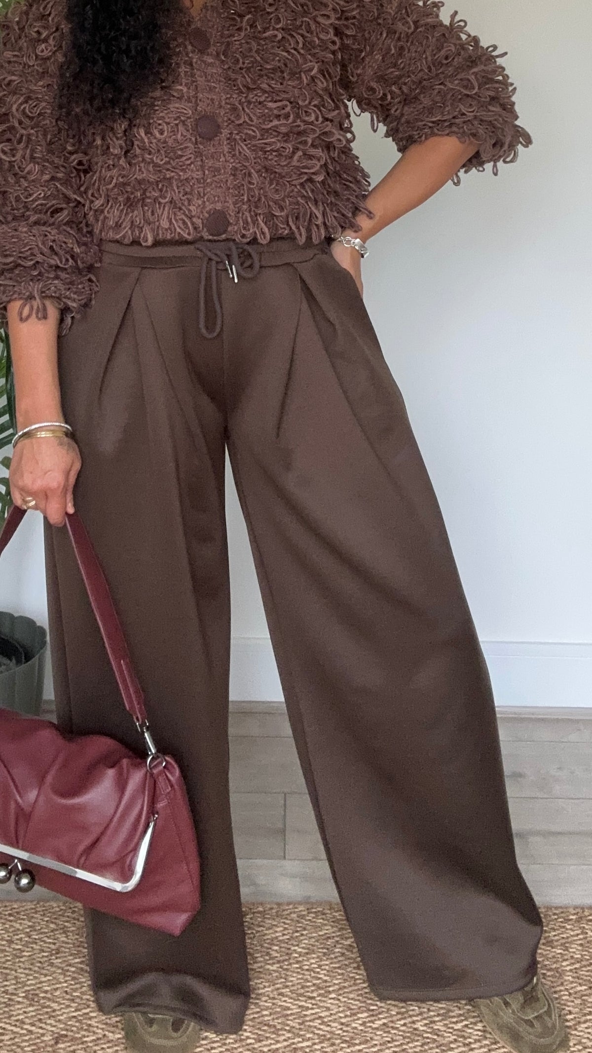 EVERYDAY WIDE LEG JOGGERS BROWN *New