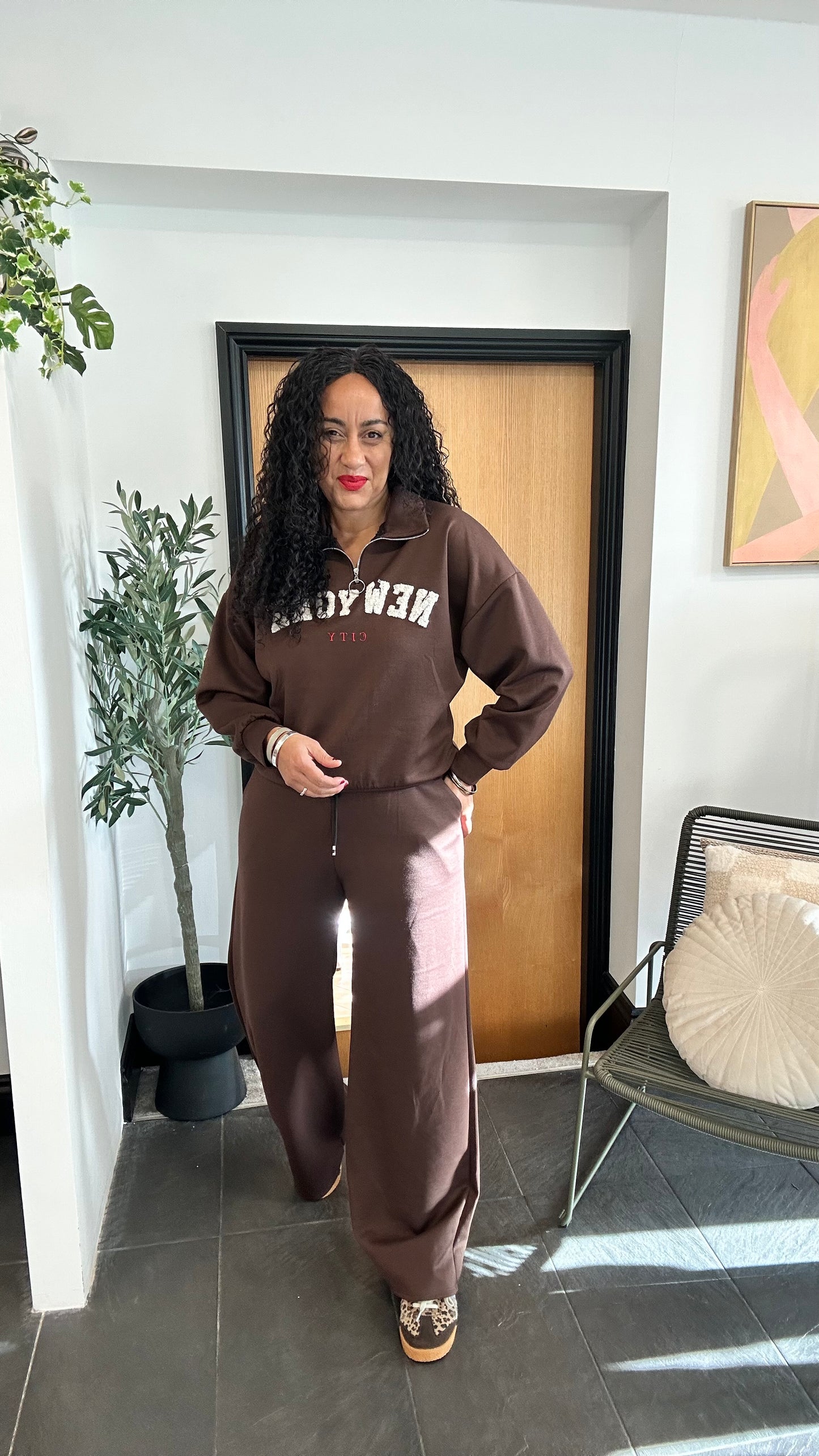 NEW YORK COORD LOUNGEWEAR SET DEEP BROWN *New