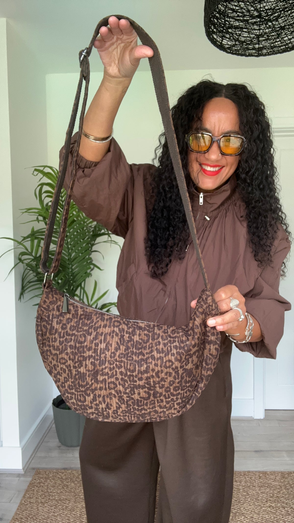 MILLIE LEOPARD HALF MOON BAG DARK BROWN *New