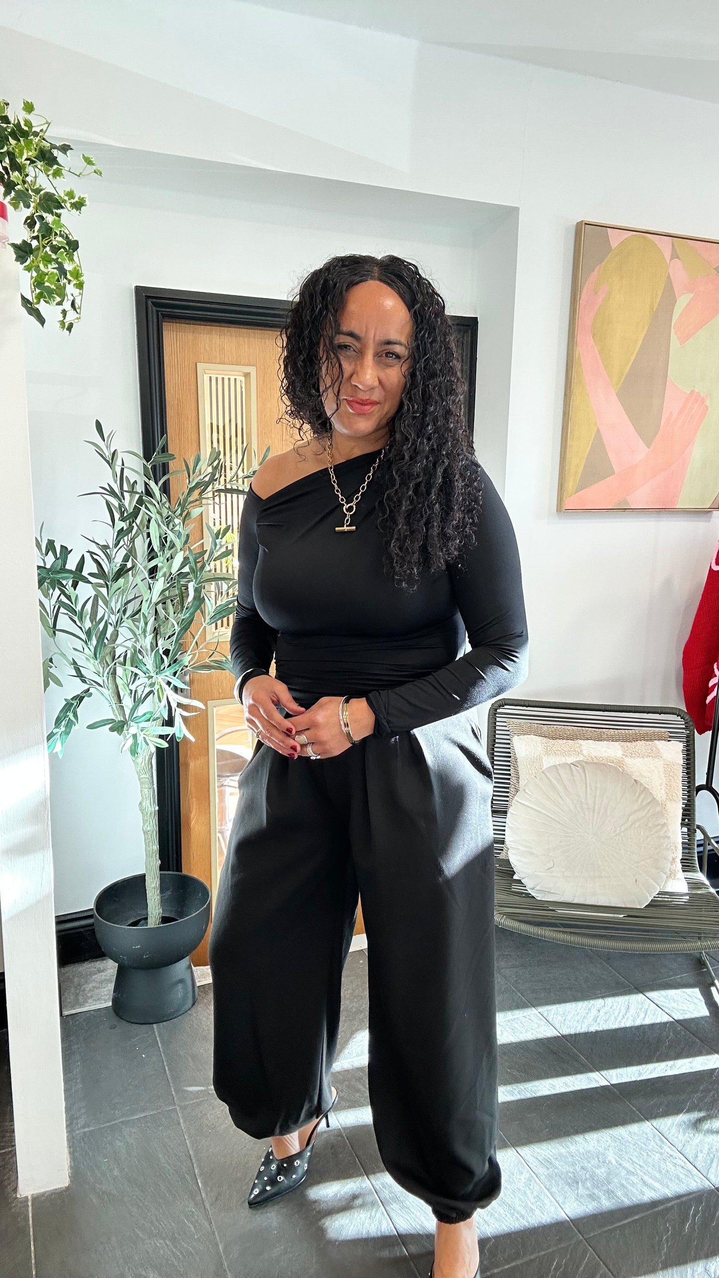 FIONA BALLOON CUFFED HEM TROUSERS BLACK *New