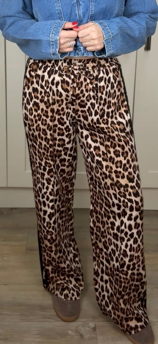 LUXE SIDE STRIPE LEOPARD PRINT TROUSERS *New