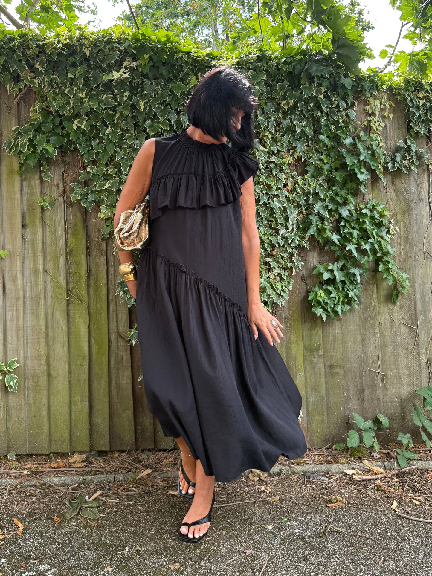 FLOWETRY FRILL MAXI DRESS BLACK *New