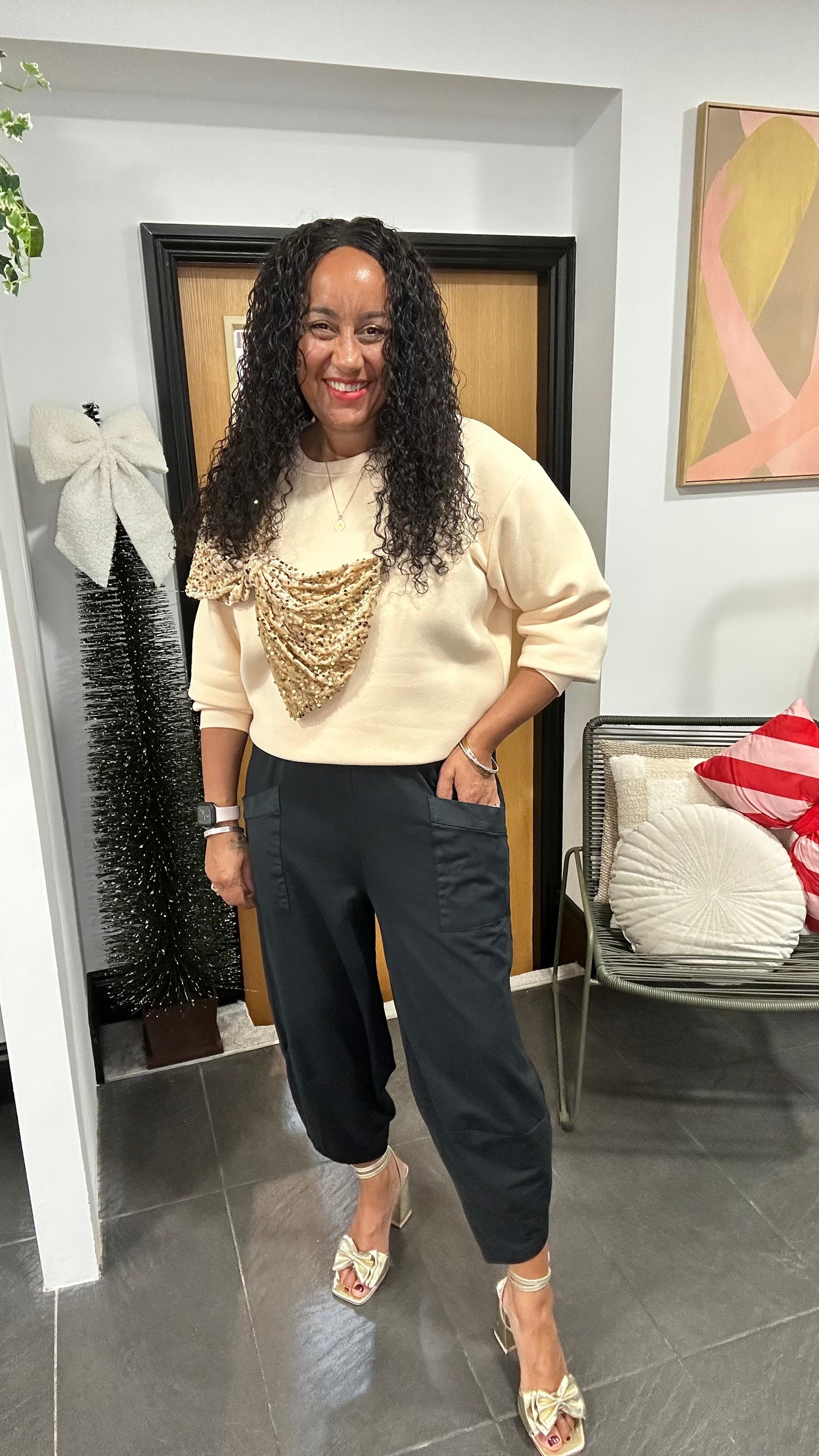 SALE TILLY SEQUIN BOW SWEATER BEIGE CREAM