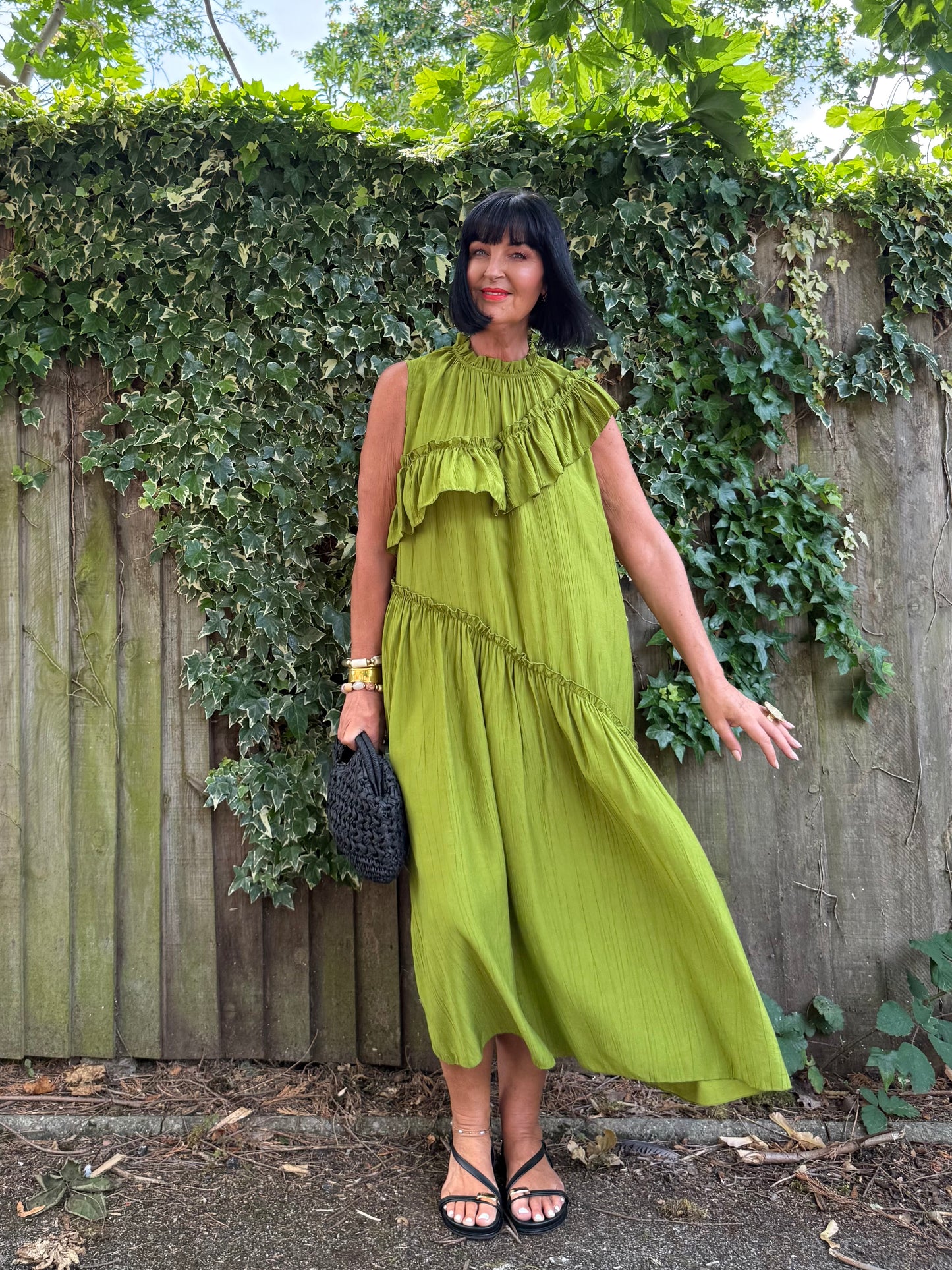 FLOWETRY FRILL MAXI DRESS OLIVE 🫒 GREEN *New