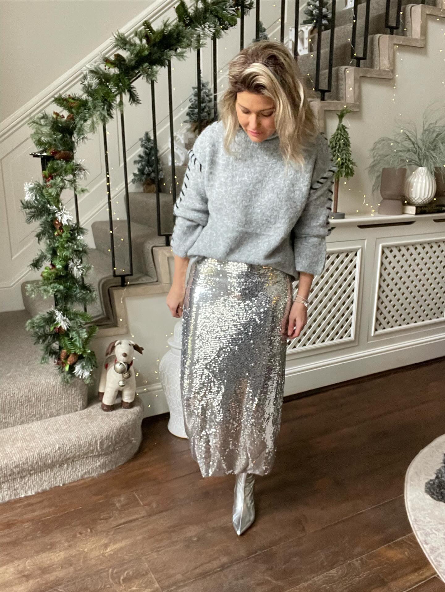 SALE SEQUIN MIDI SKIRT - SILVER