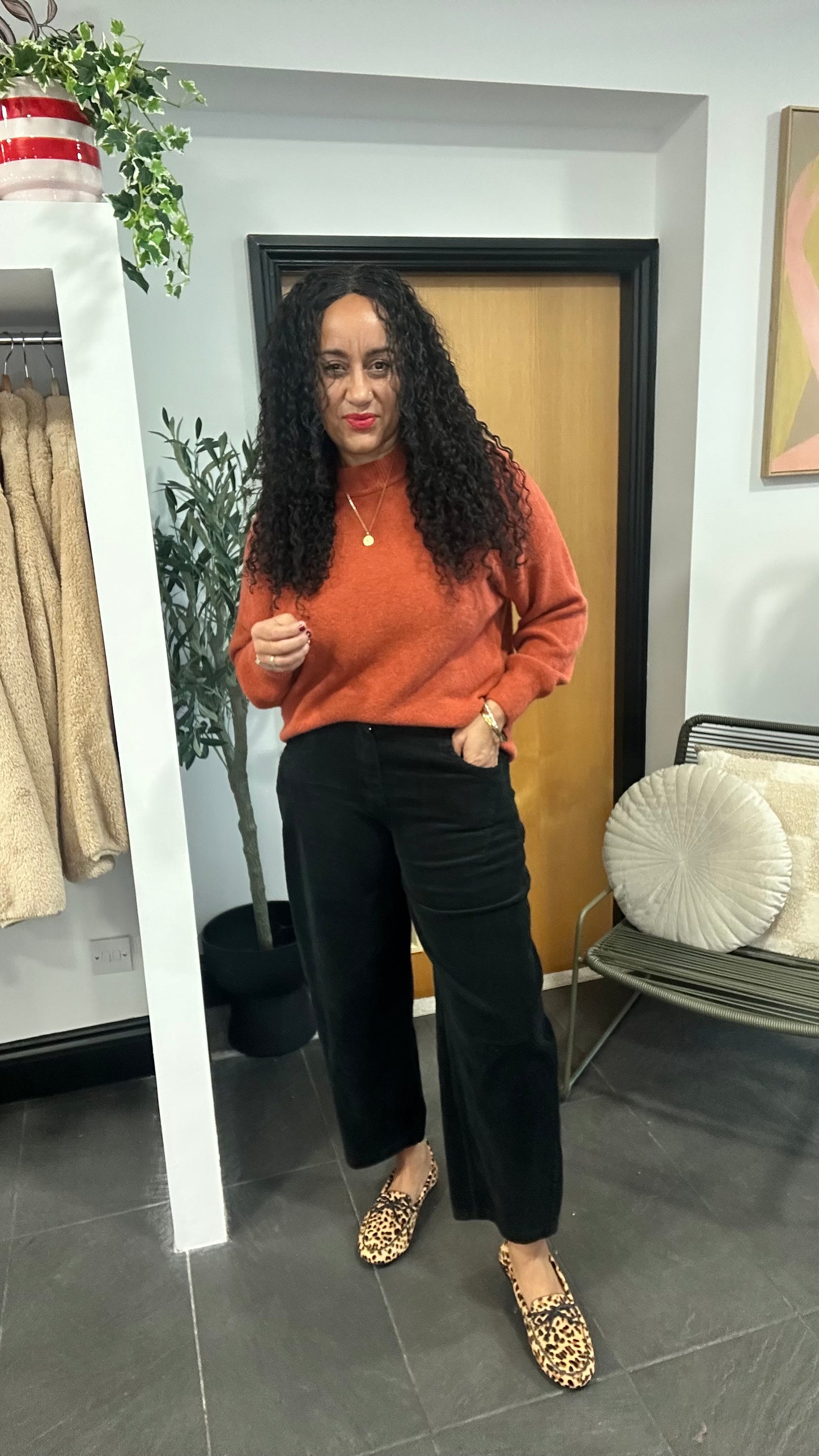 KESWICK ROUND NECK JUMPER RUST *New