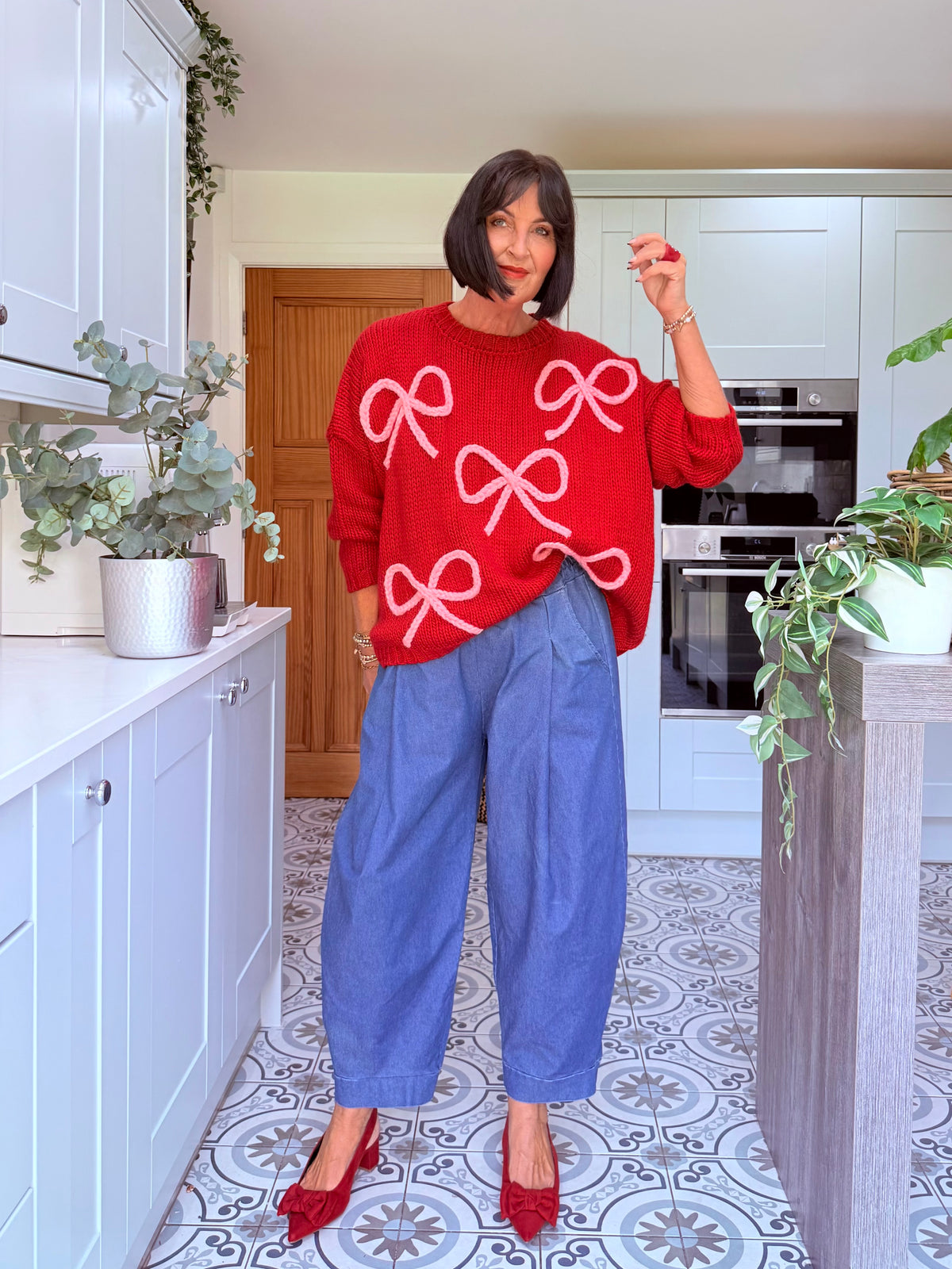 ALEX RIBBON BOW 🎀 OVERSIZED JUMPER CHERRY RED & PINK BOWS