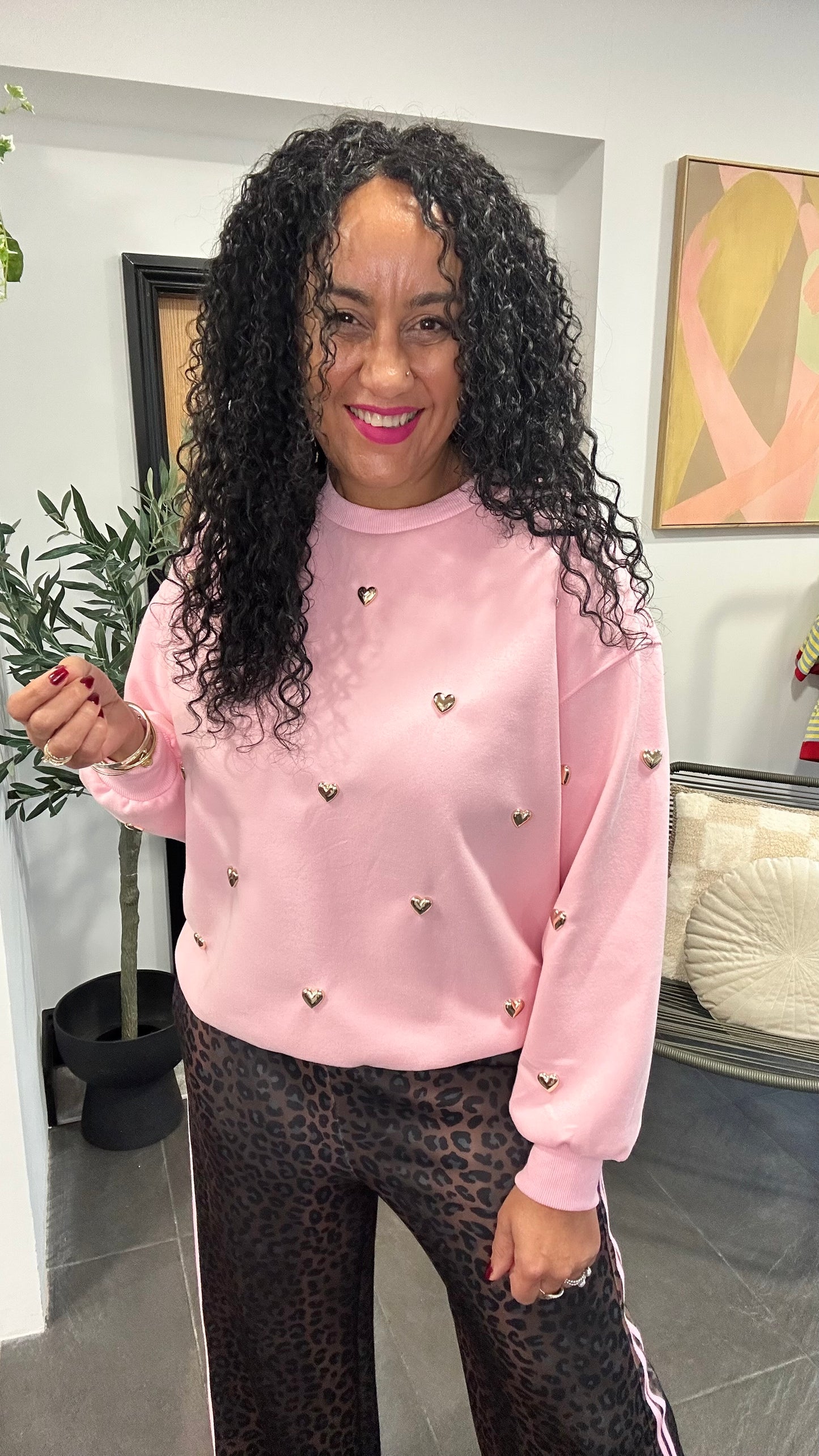 SALE HEART DETAIL SWEATSHIRT SKY PINK