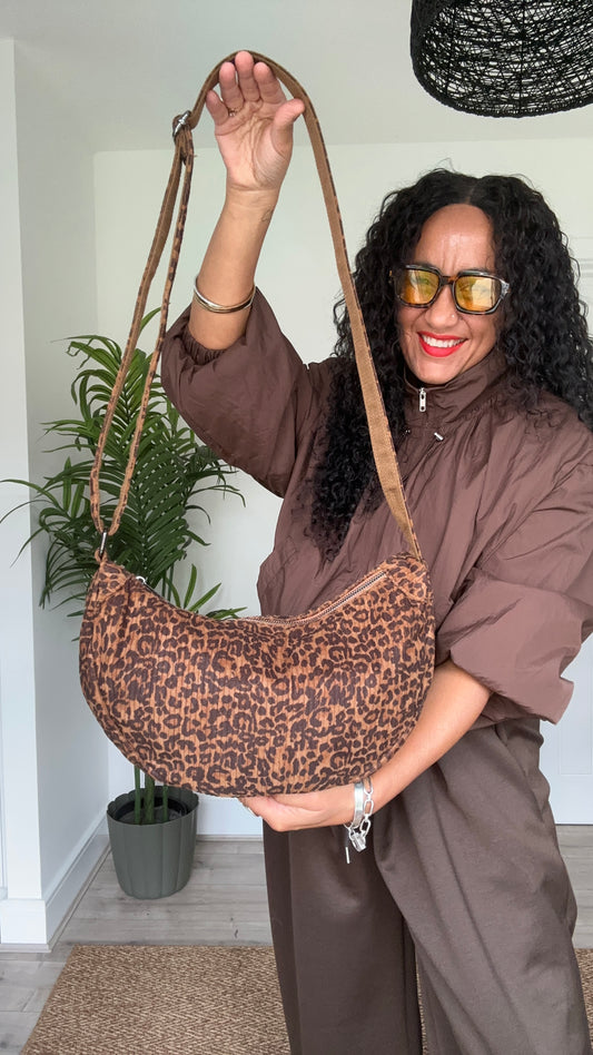 MILLIE LEOPARD MOON BAG LIGHT BROWN LEOPARD  *New