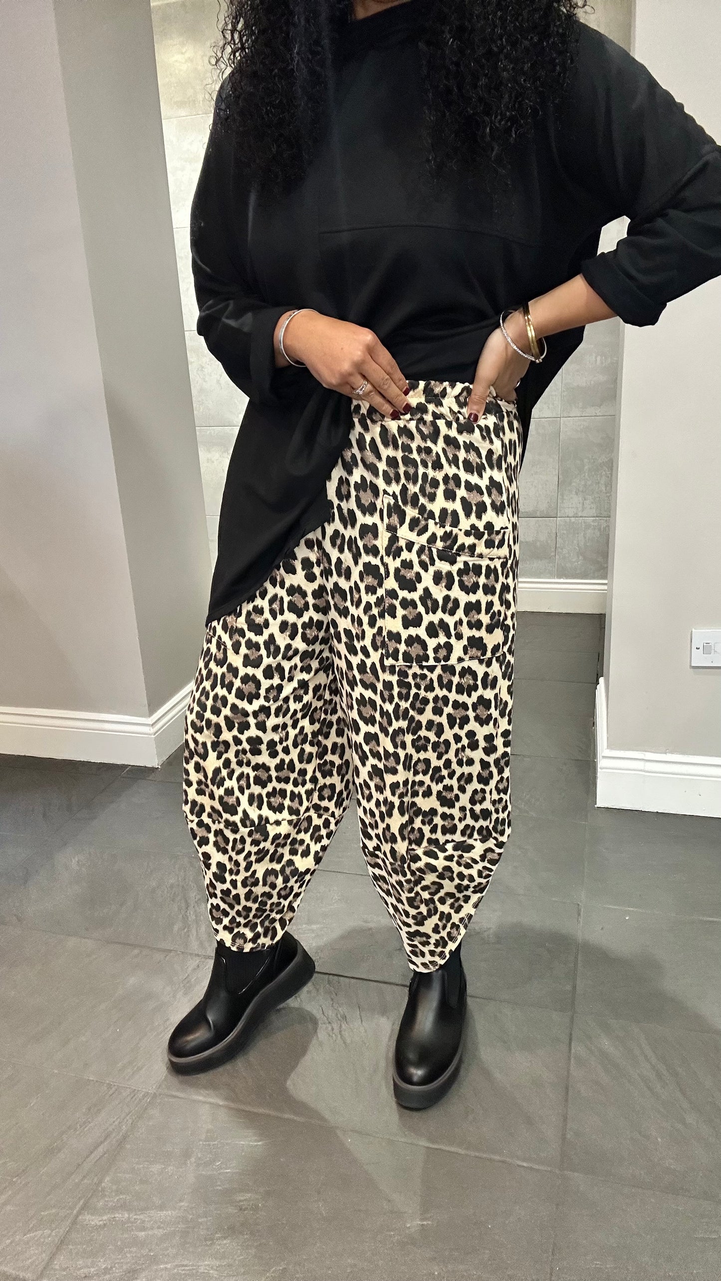 DEBORAH CHEETAH LEOPARD BALLOON TROUSERS *New