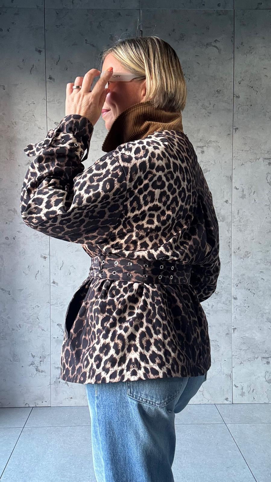 CLAUDETTE LEOPARD CAPE JACKET *New