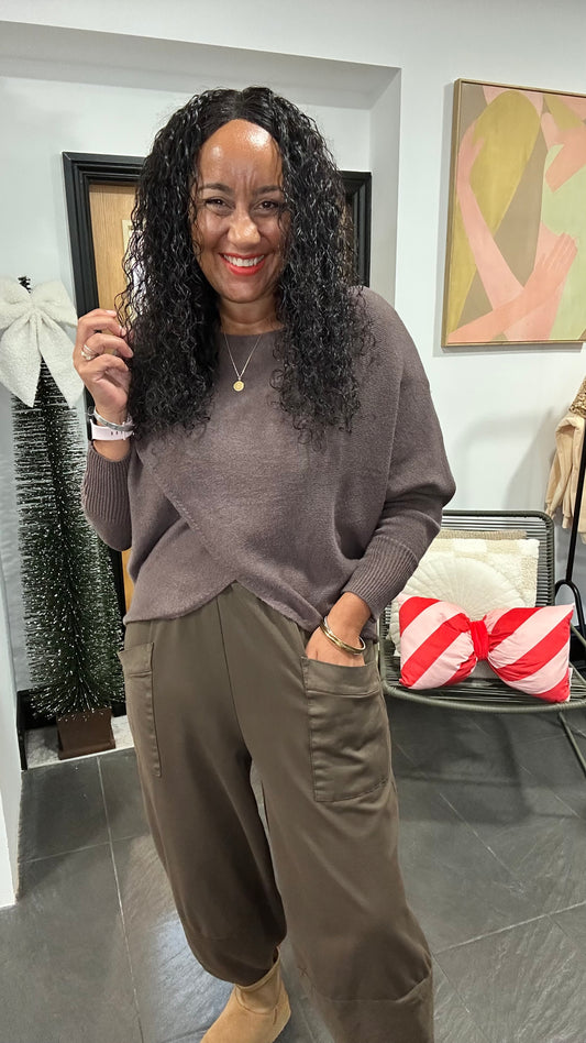 MABLE FRONT CROSS WRAP JUMPER MOCHA *New