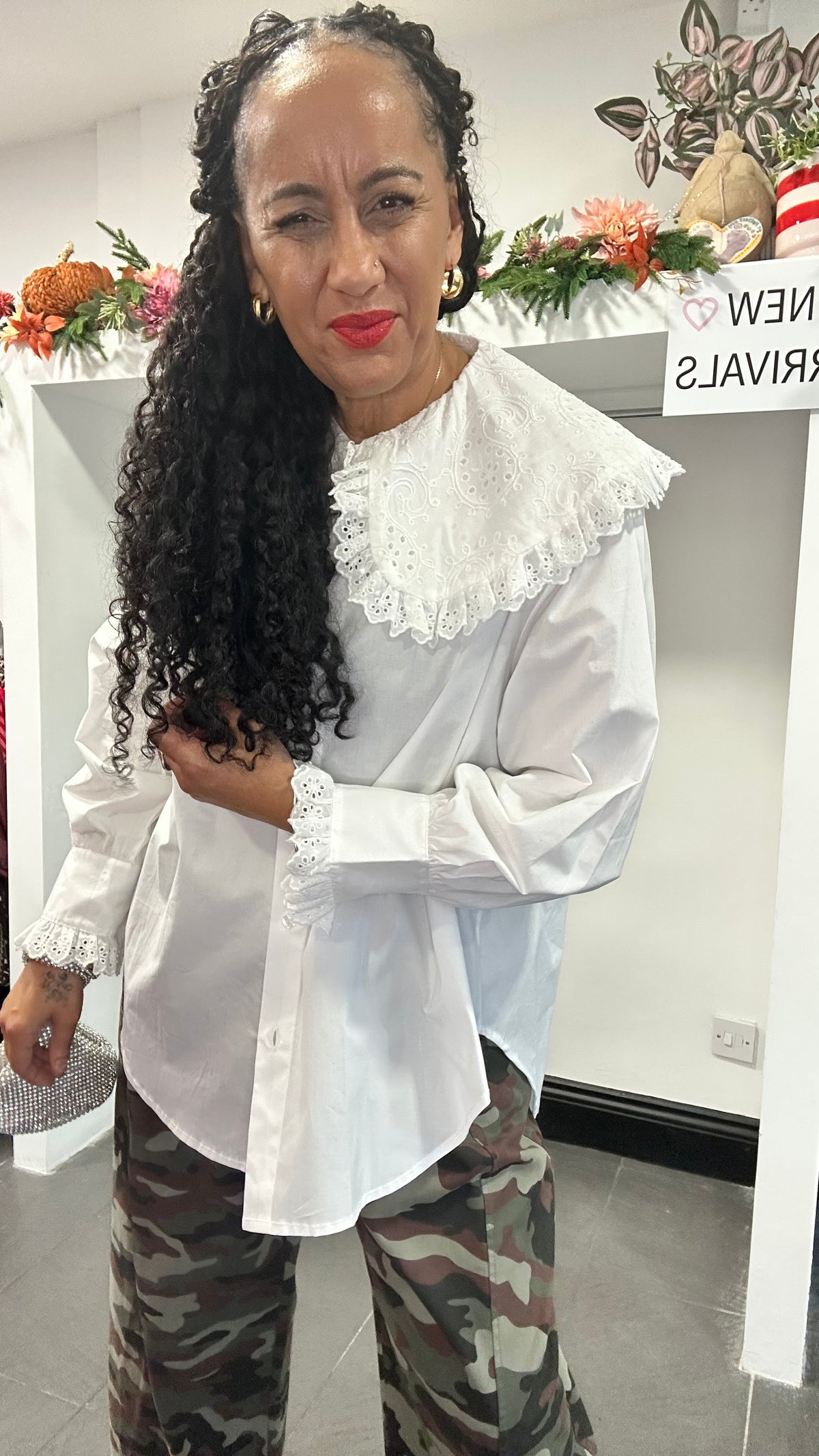 TWINKS EMBROIDERY ANGLAISE COLLAR SHIRT *New